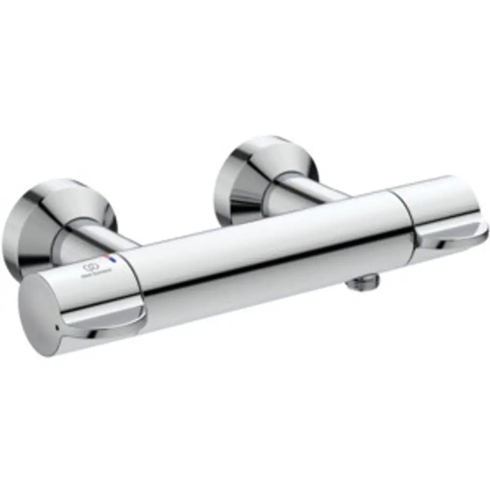 Brausethermostat aus Chrom von Ideal Standard mit zwei Hebeln zur Temperatur- und Wassermengenregulierung, fest an der Wand montiert.